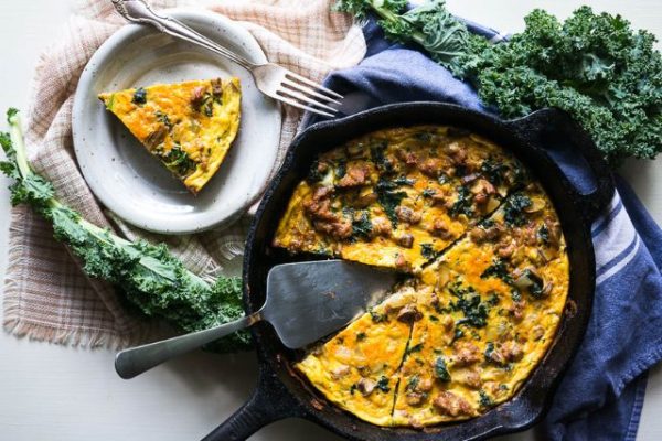 Frittata à la saucisse italienne et aux champignons