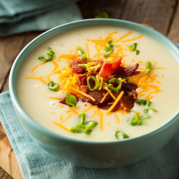 Soupe crémeuse de pomme de terre, bacon