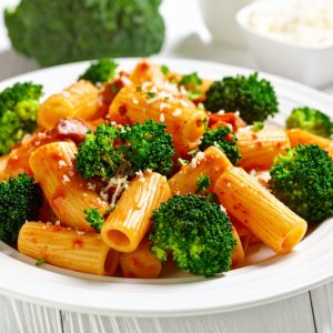 Rigatoni alla Romanoff et brocoli