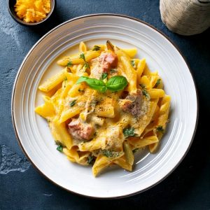 Pâte farci fromage et épinard, sauce crémeuse au jambon