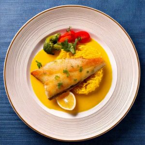 Filet de sole farci à la goberge, sauce crémeuse au safran
