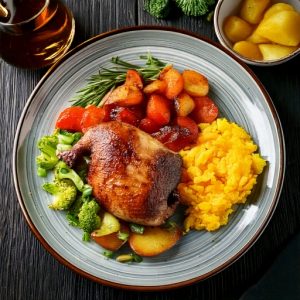 Pintade rôtie à la forestière