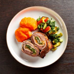 Roulade de bœuf, dinde, épinard et fromage